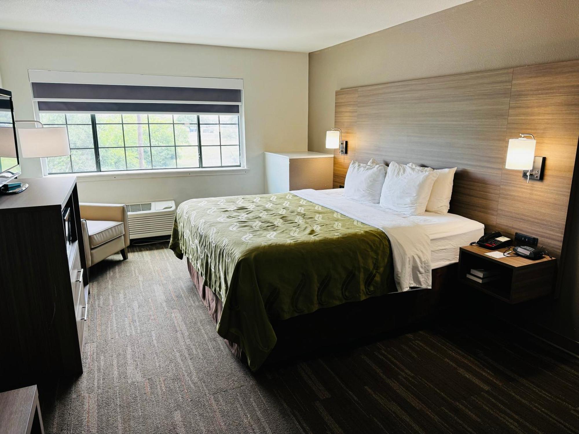 Quality Inn Near Seaworld - Lackland San Antonio Exterior photo